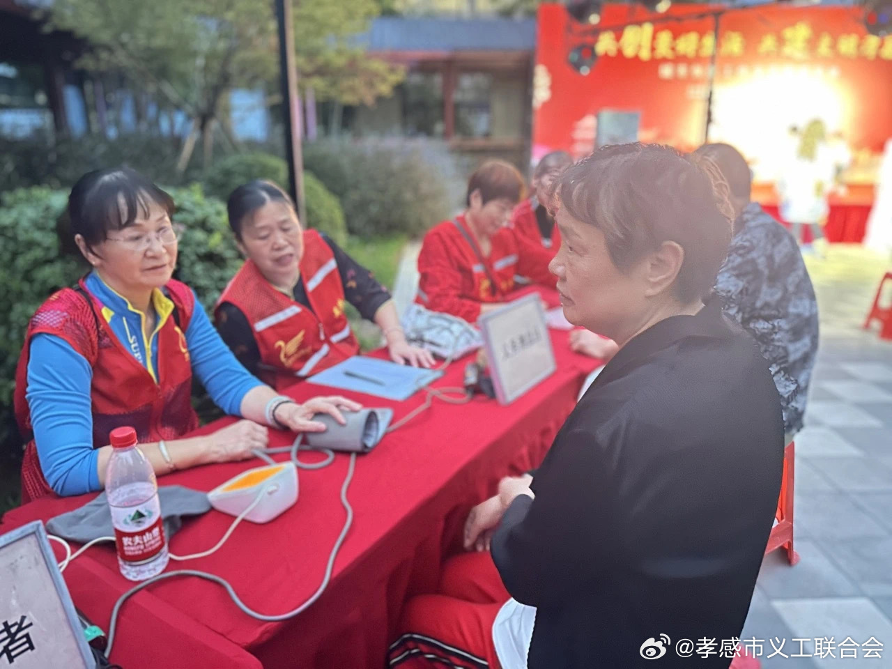 红姐论坛大众网,红姐论坛大众网，连接社区，共创共享的新时代平台